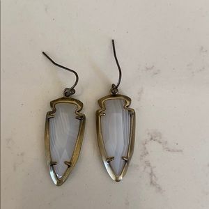 Kendra Scott arrowhead brass white banded agate